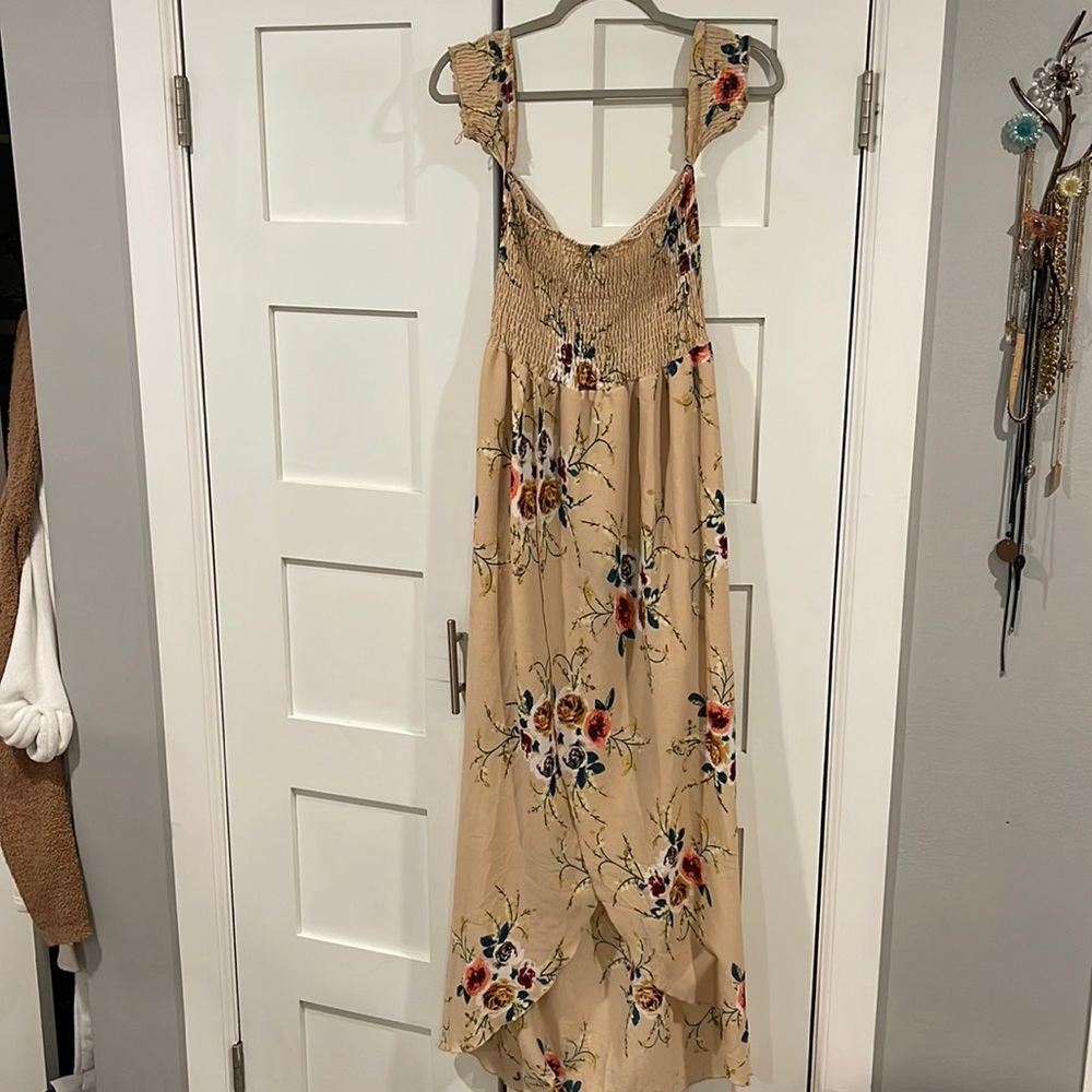 Unknown Brand Beautiful Split front Maxi off the shoulder floral print dress.